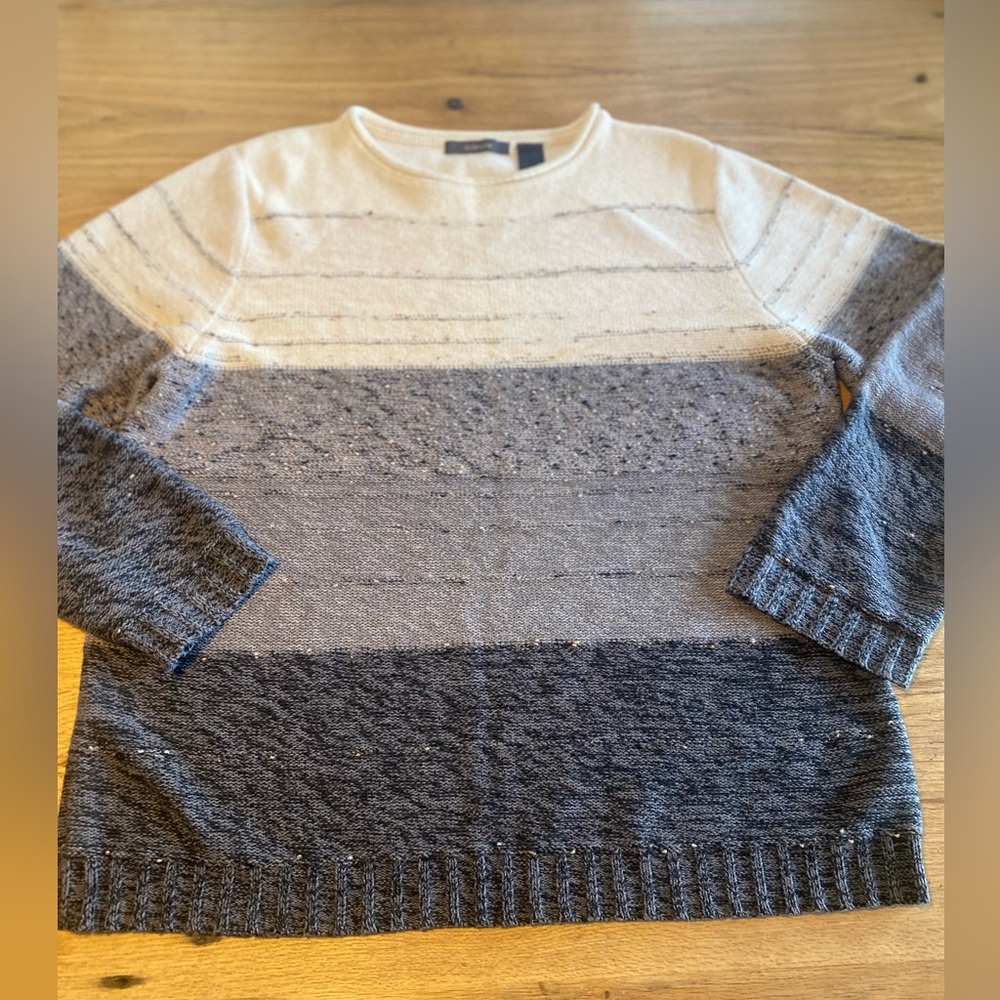 Liz Claiborne Long Sleeve Ombré Sweater Crew Neck Grays Women’s XL Preloved